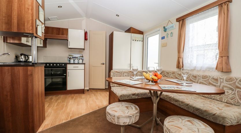 Photo of Solent Breezes, Caravan 108