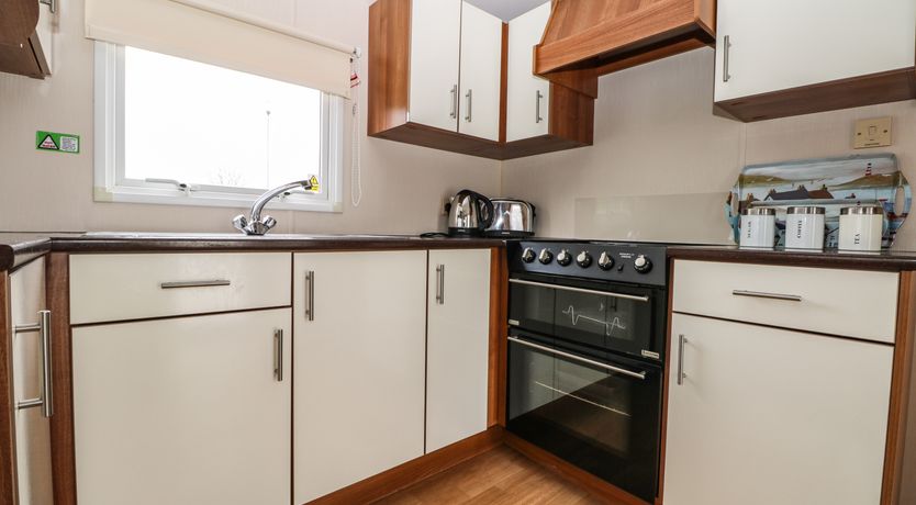 Photo of Solent Breezes, Caravan 108