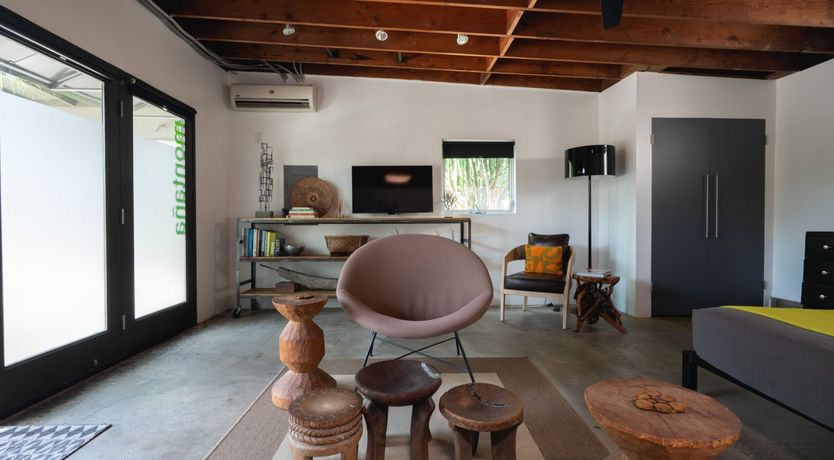 Photo of Curio Montaña