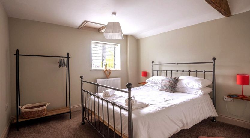 Photo of Tuck & Roll