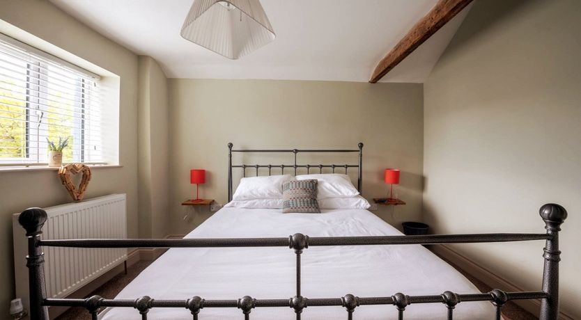 Photo of Tuck & Roll