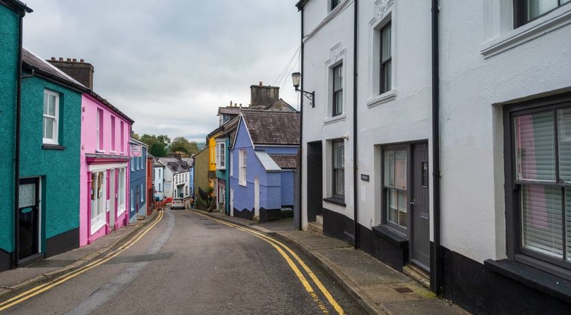 Photo of Tuck & Roll