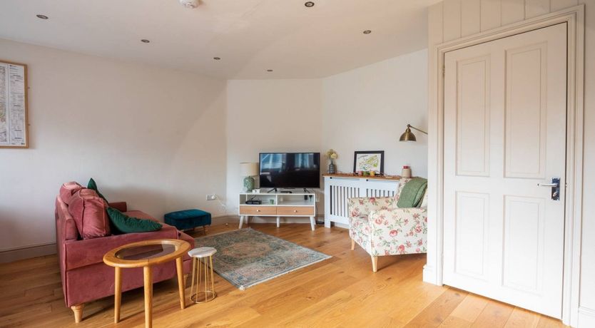 Photo of Tuck & Roll