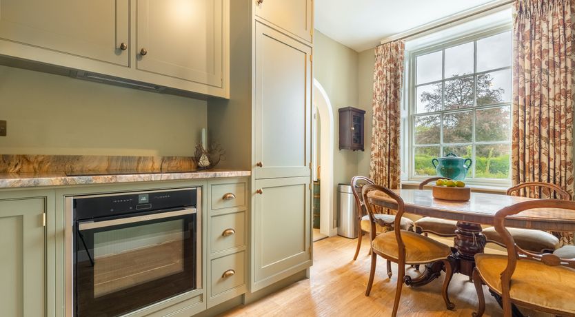 Photo of English Renaissance