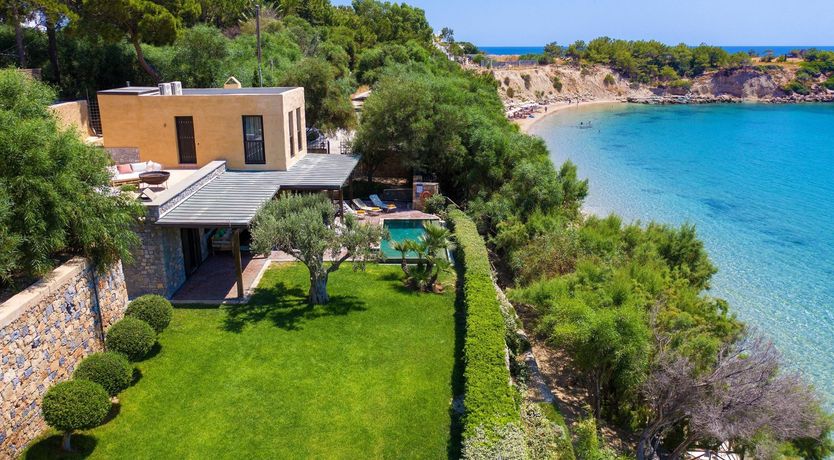 Photo of Barefoot Wanderer