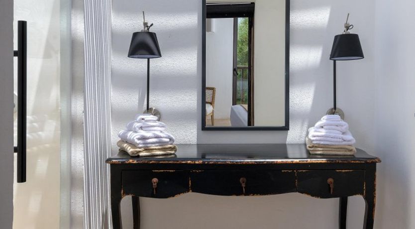 Photo of Barefoot Wanderer