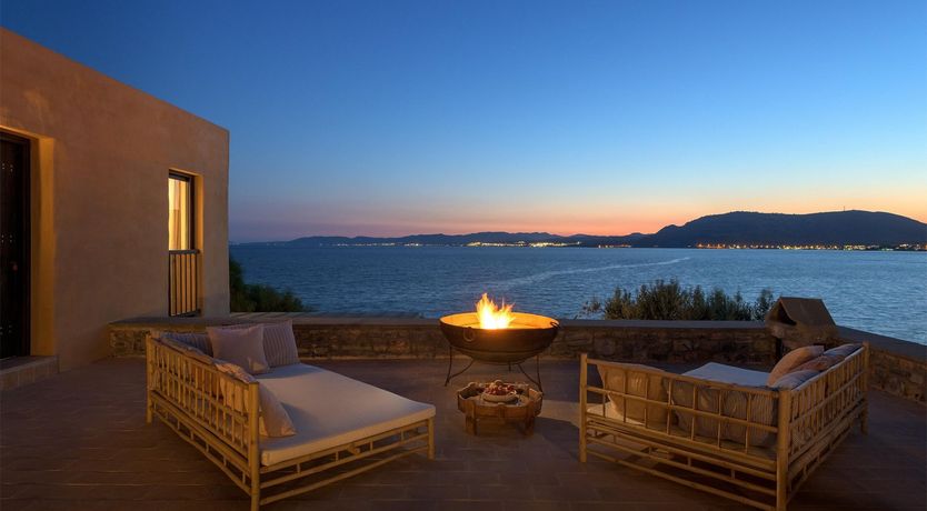 Photo of Barefoot Wanderer