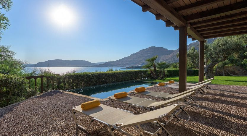 Photo of Barefoot Wanderer