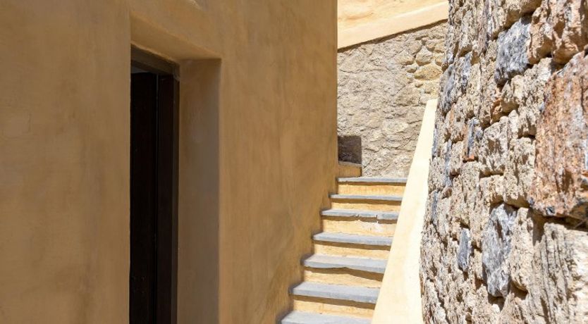 Photo of Barefoot Wanderer