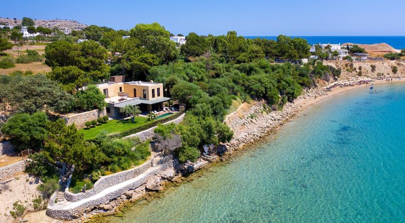 Photo of Barefoot Wanderer