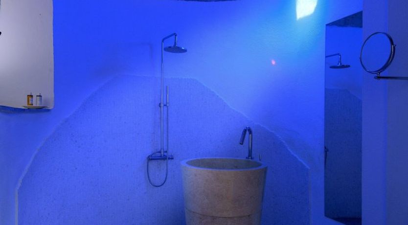 Photo of Barefoot Wanderer