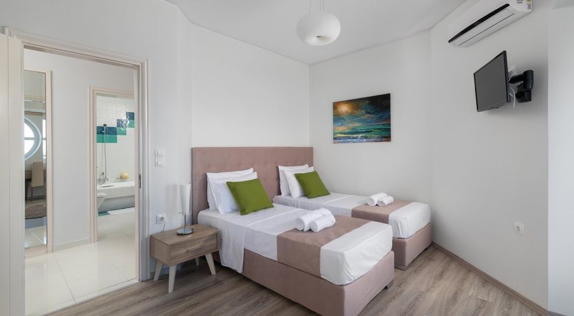 Photo of Attention Seeker