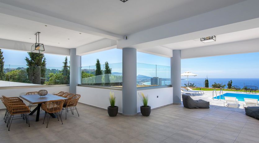 Photo of Attention Seeker