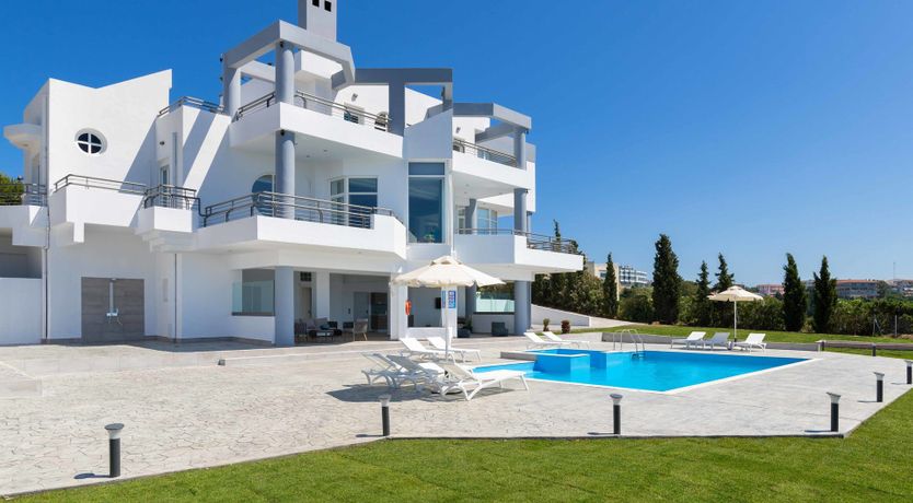 Photo of Attention Seeker