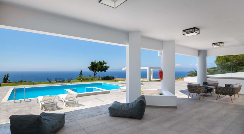 Photo of Attention Seeker