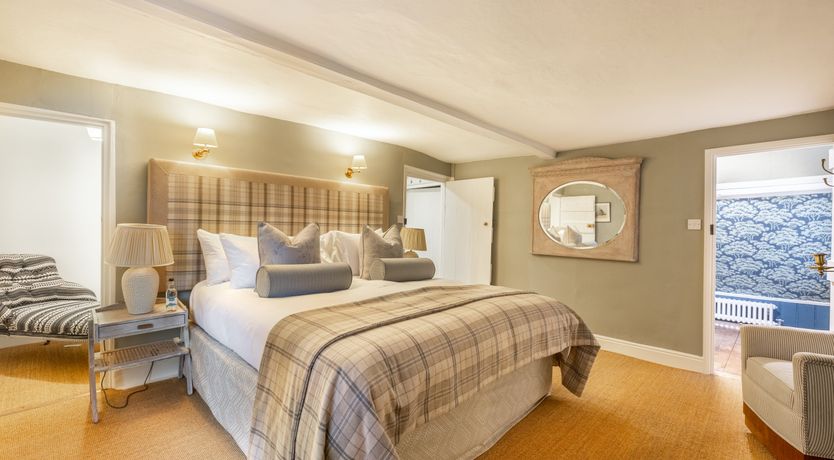 Photo of Autumn's Being