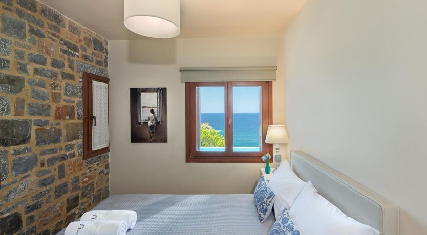 Photo of Ampitheatrical