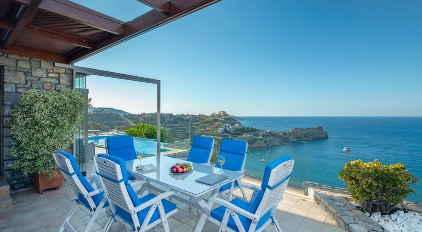 Photo of Ampitheatrical