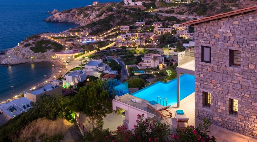 Photo of Ampitheatrical