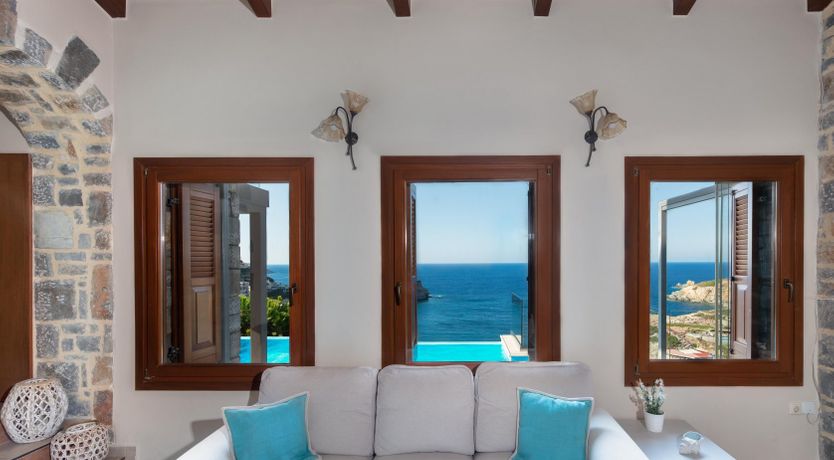 Photo of Ampitheatrical