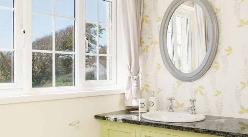 Photo of Ridge of the Bay