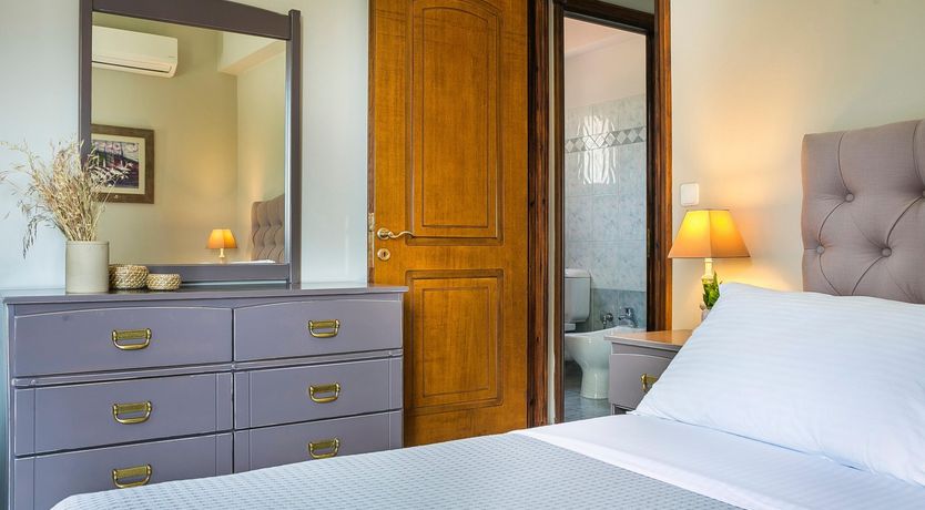 Photo of Cephalonia's Crown