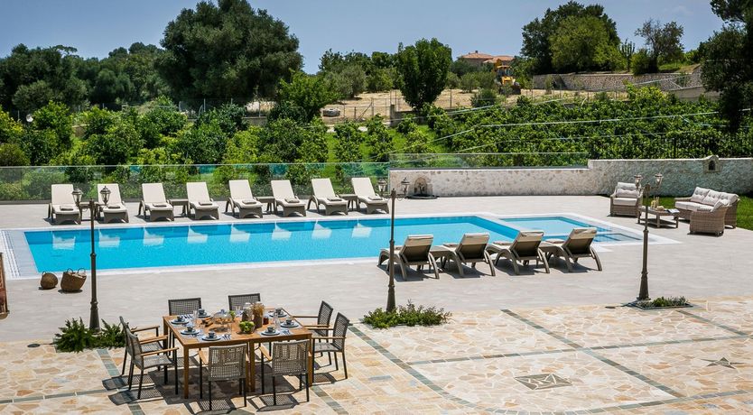 Photo of Cephalonia's Crown