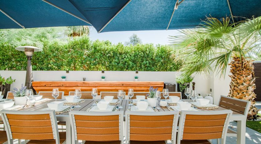 Photo of Palms & Splendor