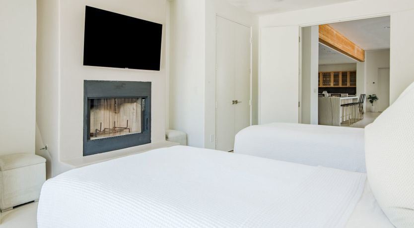 Photo of Palms & Splendor