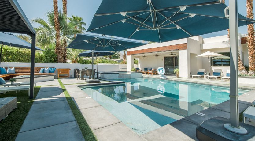 Photo of Palms & Splendor