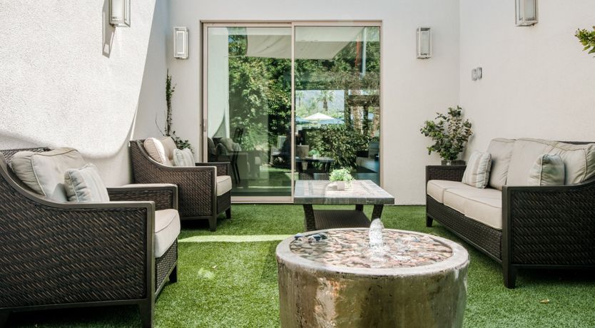 Photo of Palms & Splendor