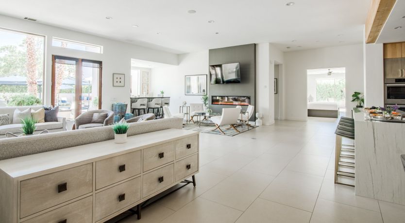 Photo of Palms & Splendor