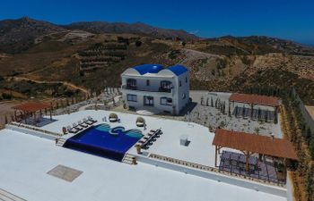 Bold Blue Sea Villa