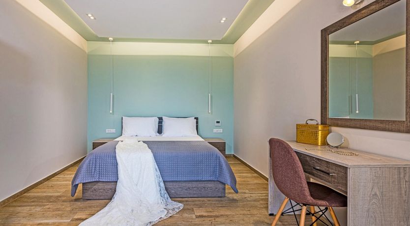 Photo of Honey Peach