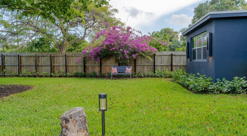 Photo of Six Leaves Left