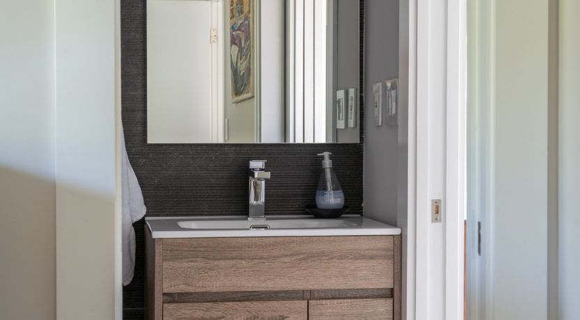 Photo of Six Leaves Left