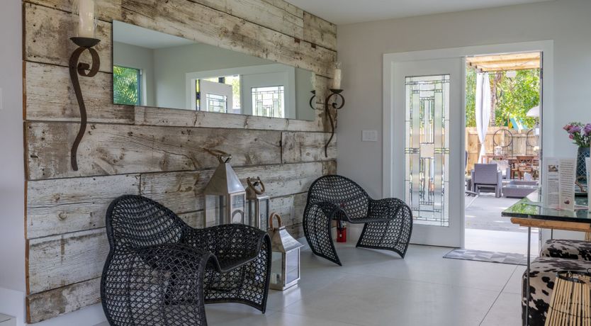 Photo of Six Leaves Left