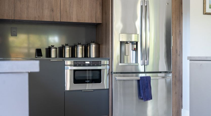 Photo of Six Leaves Left