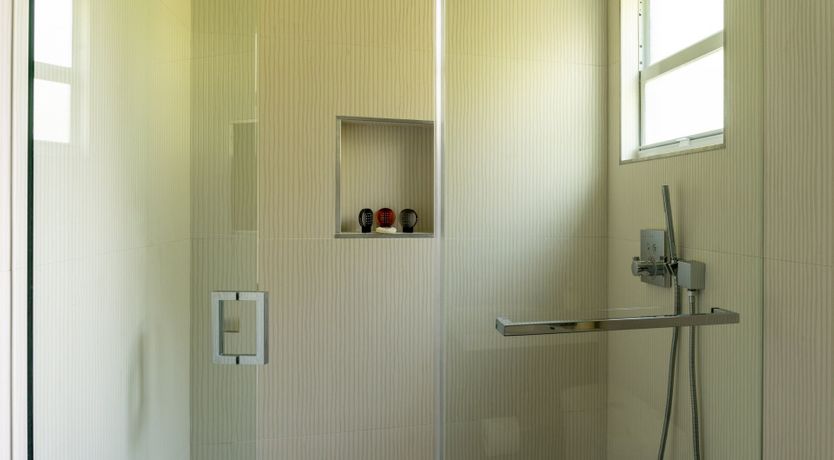 Photo of Six Leaves Left