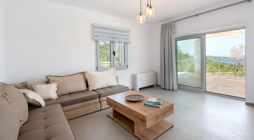 Photo of Poseidon & Amphitrite