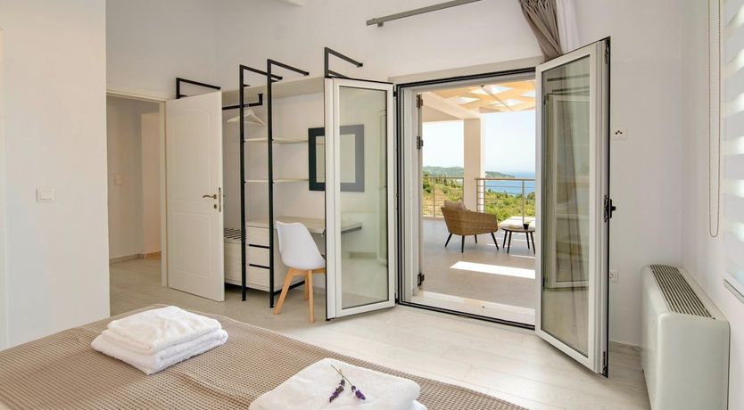 Photo of Poseidon & Amphitrite