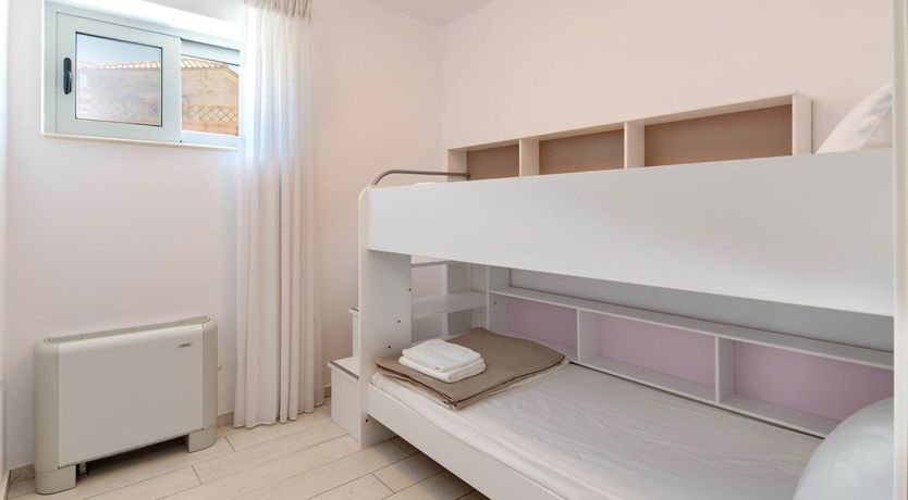 Photo of Poseidon & Amphitrite