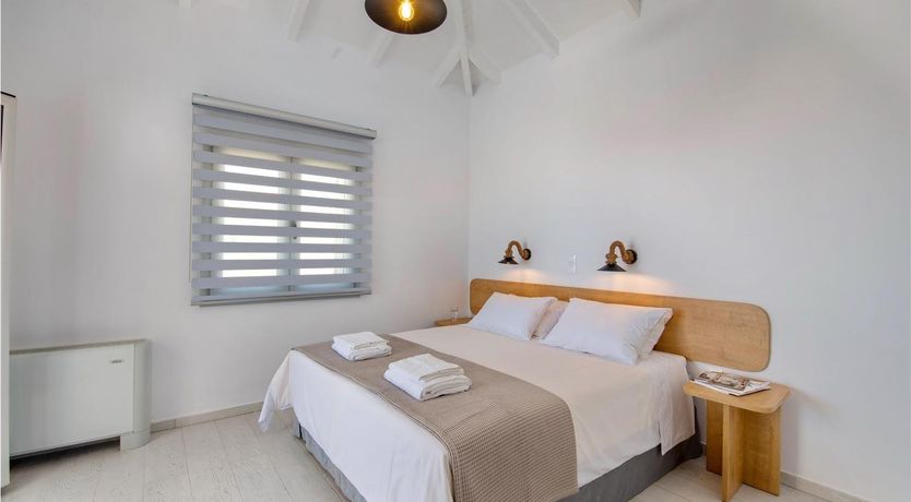 Photo of Poseidon & Amphitrite