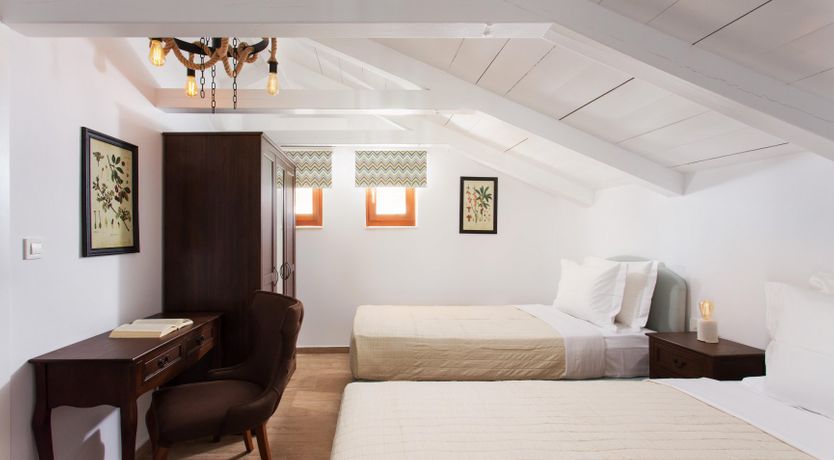 Photo of Poet's Vineyard