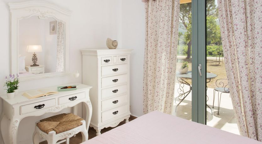 Photo of Poet's Vineyard