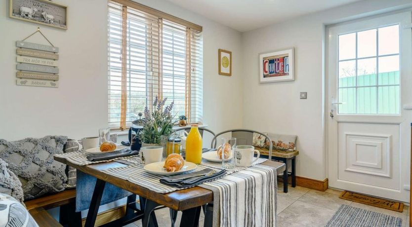 Photo of 2 Bed in Pennorth