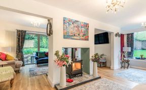 Photo of in Bakewell (87419)