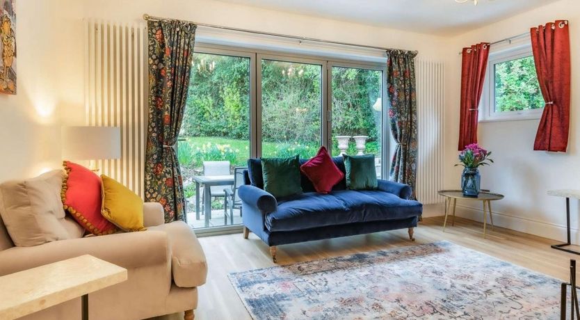 Photo of 4 Bed in Bakewell