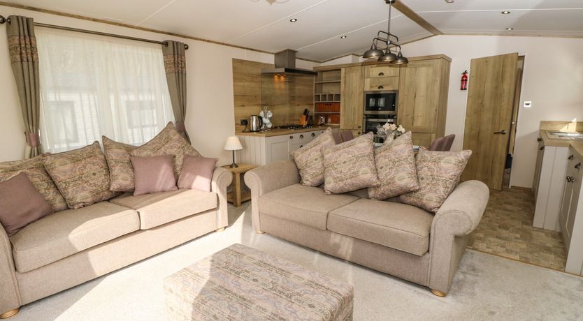 Photo of Crosswinds 68