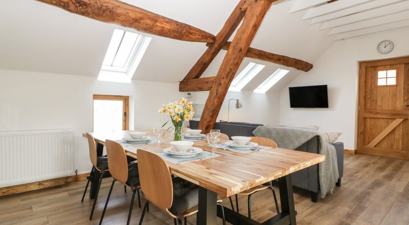 Photo of Lower Venn Granary Apartment 2